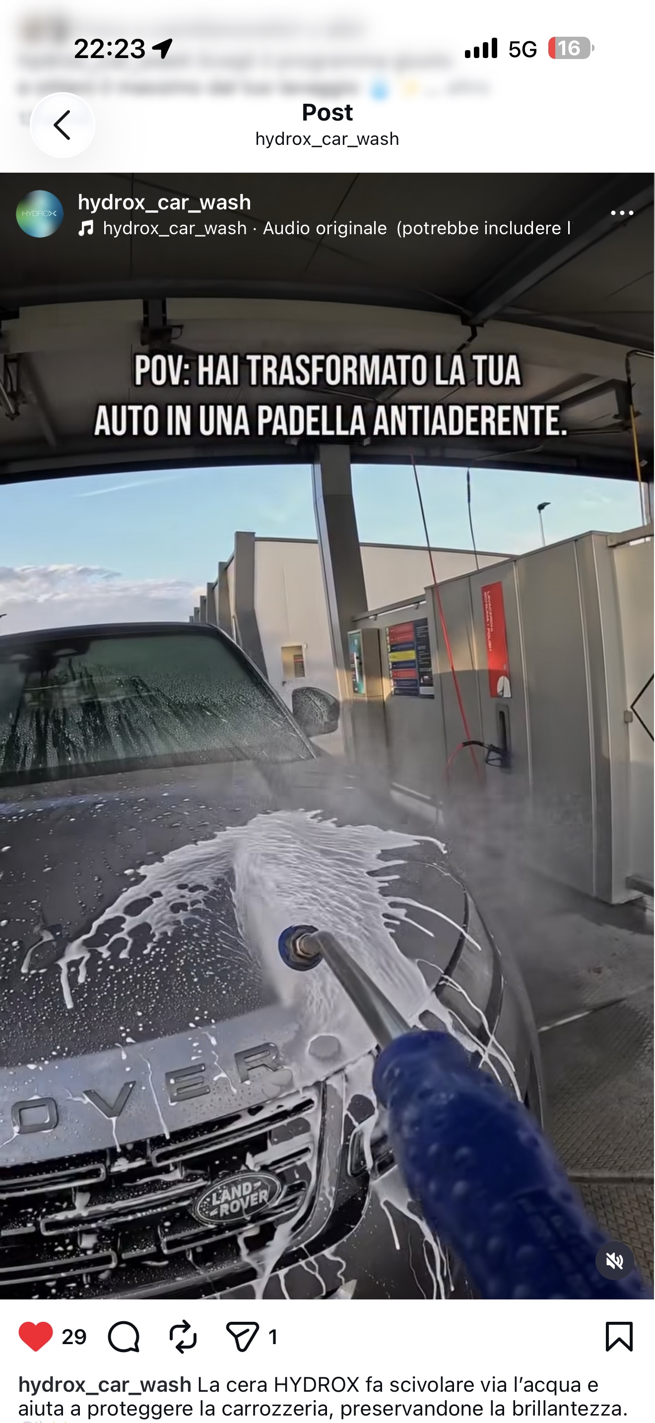 Screenshot di un video realizzato per Hydrox Car Wash